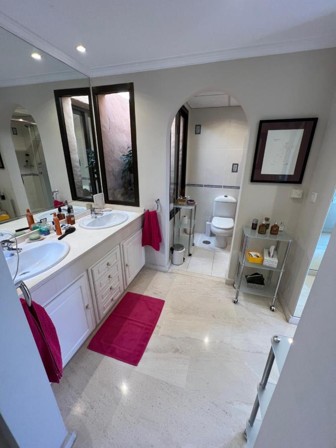 Marbella Luxueux Duplex 3 Ch.- 3 Bains - 155 M² + 100 M² Terrasses * Estepona