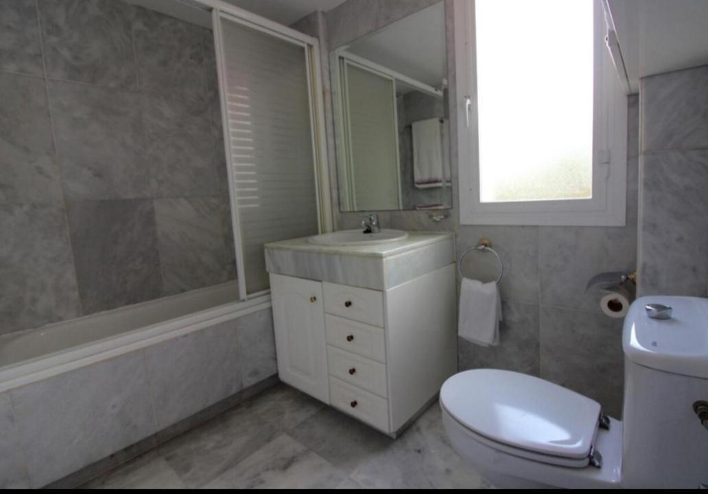 Golf, Pool & Appartement