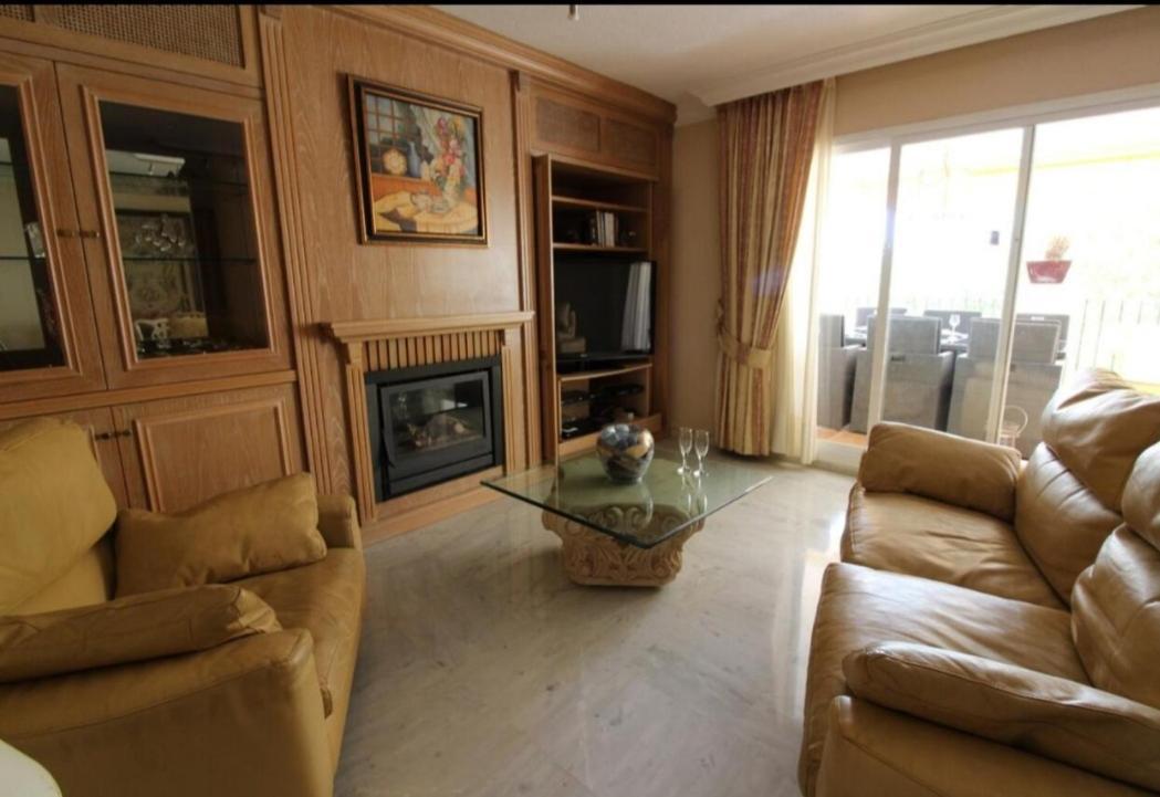 Golf, Pool & Estepona