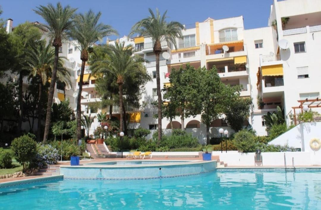 Golf, Pool &