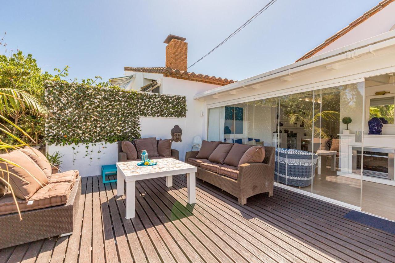 Villa For Rent In *