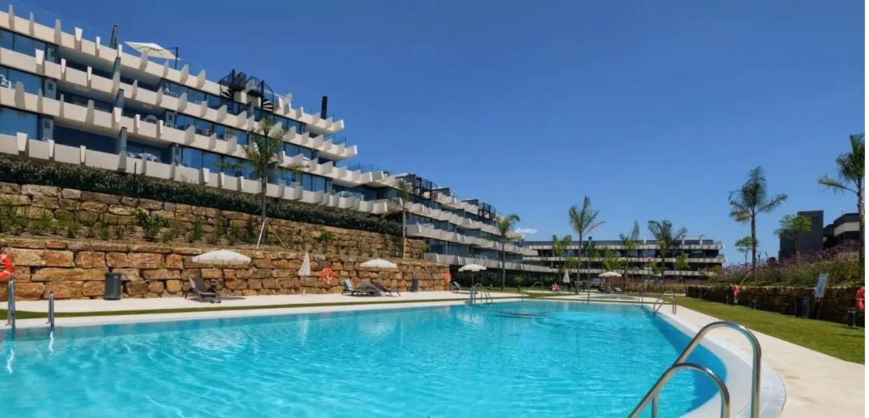 The Golden Oasis Penthouse * Estepona