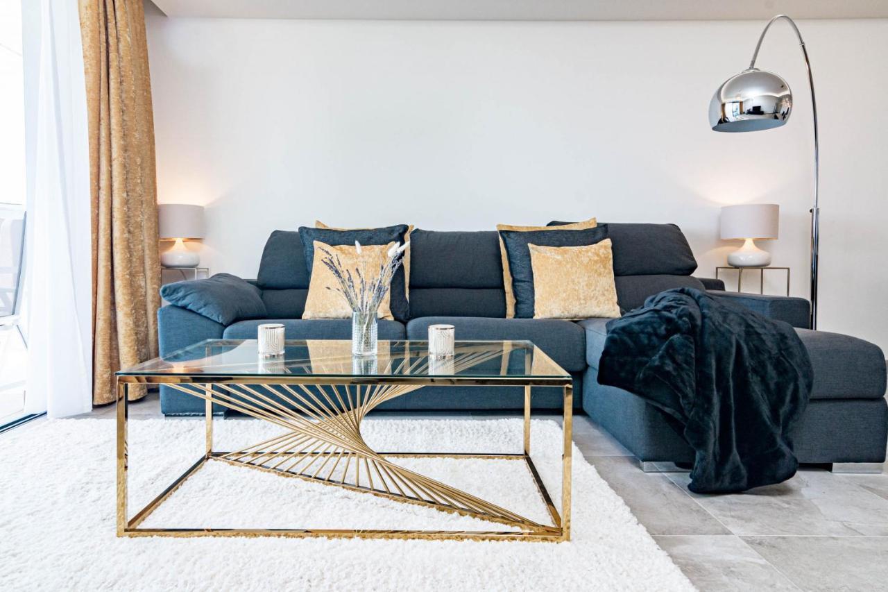 Appartement Inf45p- Modern 3 Bed Next To *