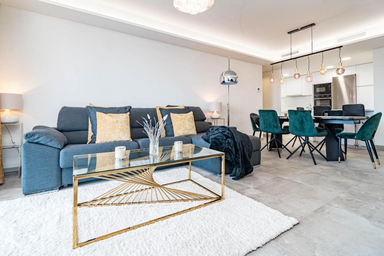 Inf45p- Modern 3 Bed Next To Appartement *