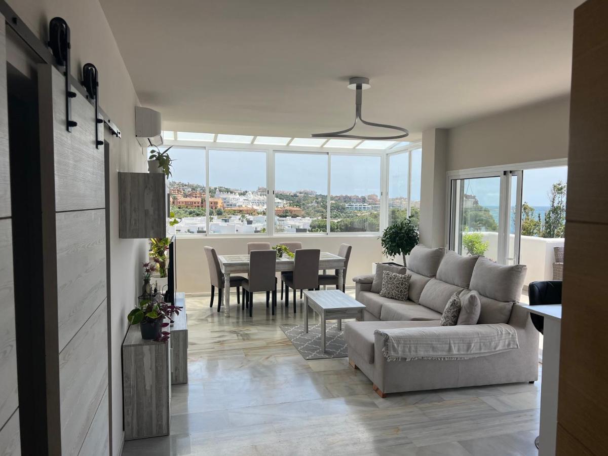 Apartment On The - Penthouse On The Mediterranean *