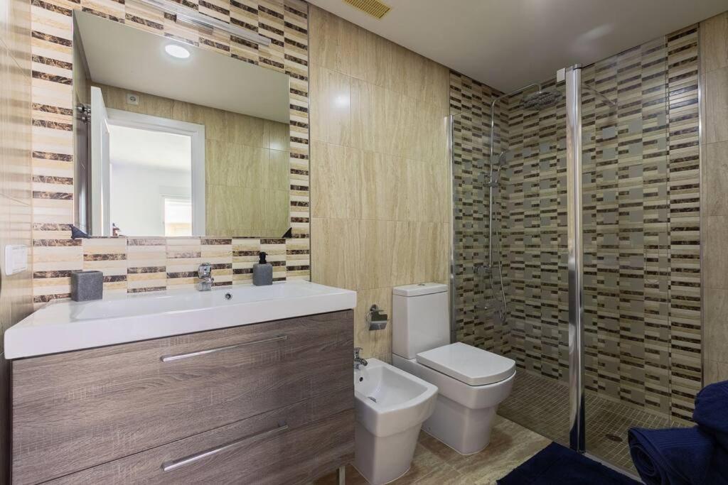 Seaview Marine Port With Pools * Estepona
