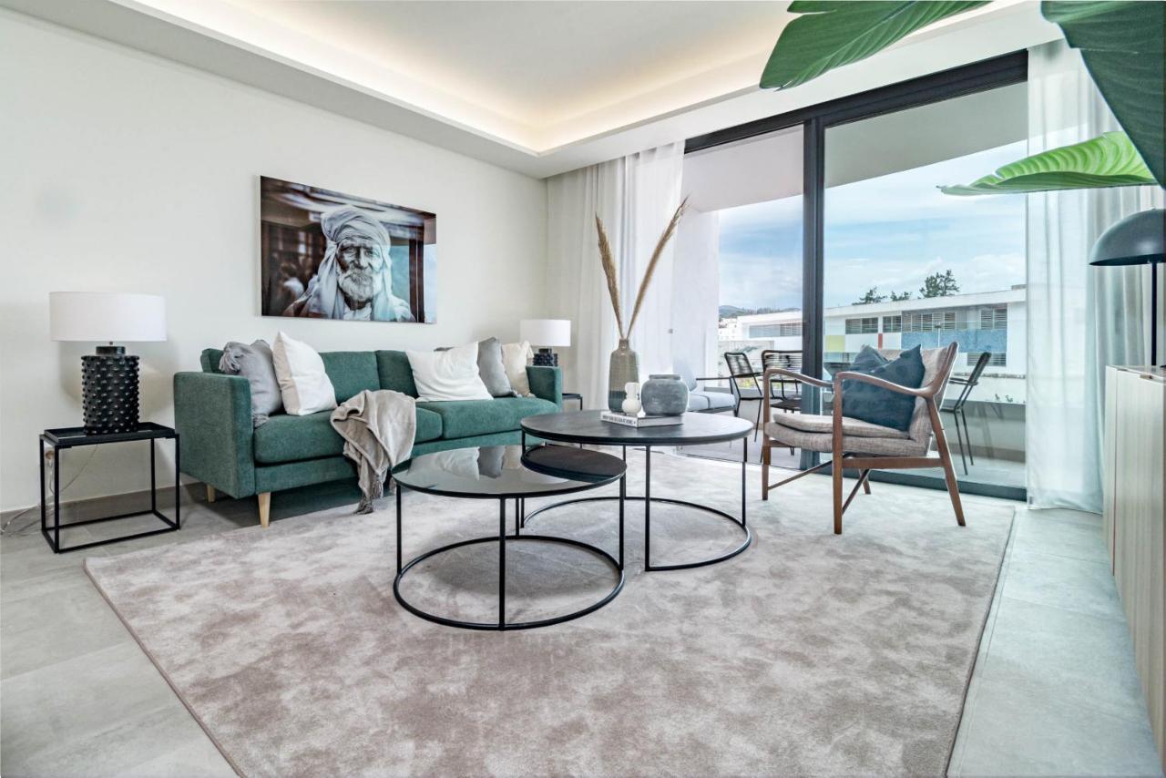 Inf42m- Modern Apartment, Families Only Apartment Estepona