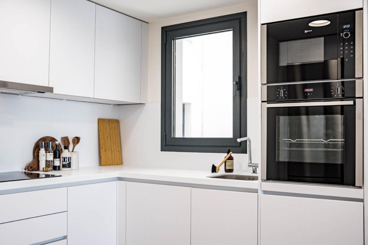 Inf42m- Modern Apartment, Families Only Apartment Estepona