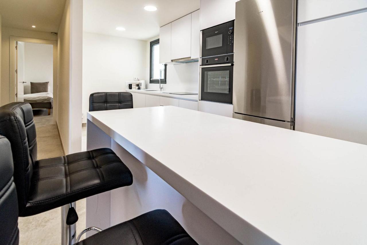 Inf45p- Modern 3 Bed Next To Appartement Estepona