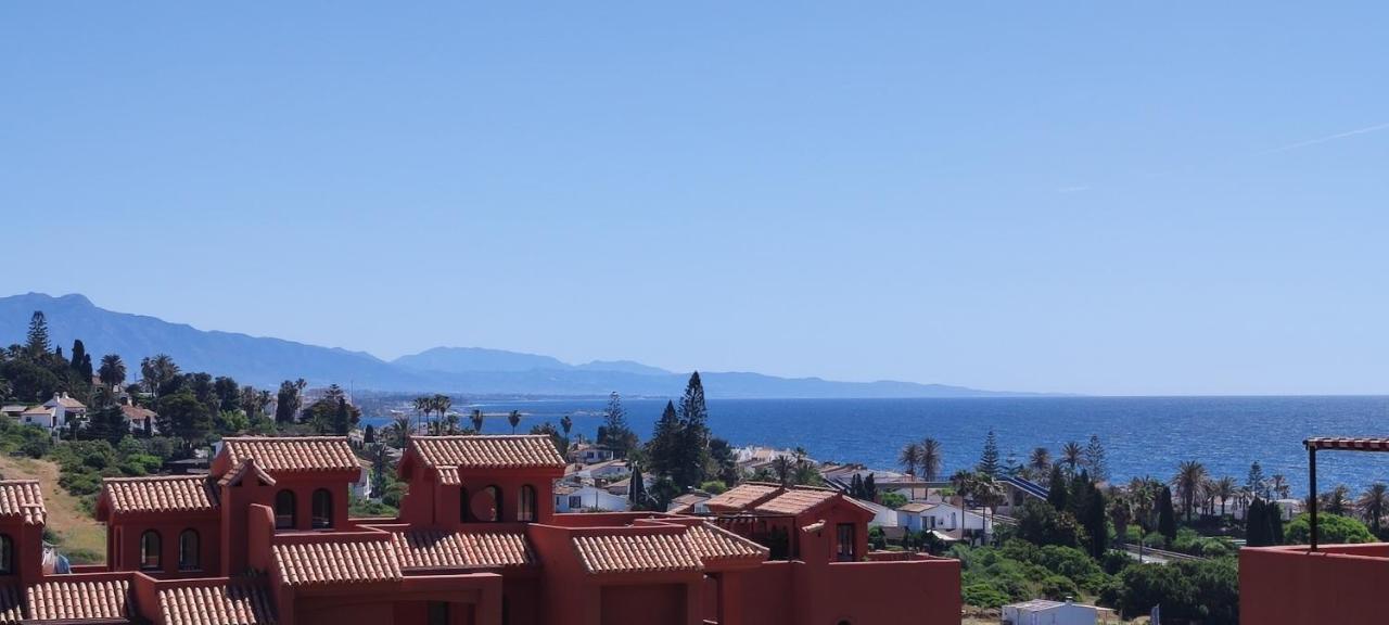 Amplio Y Moderno En Con Preciosas Vistas 360º Al Mar Y La Montaña * Estepona