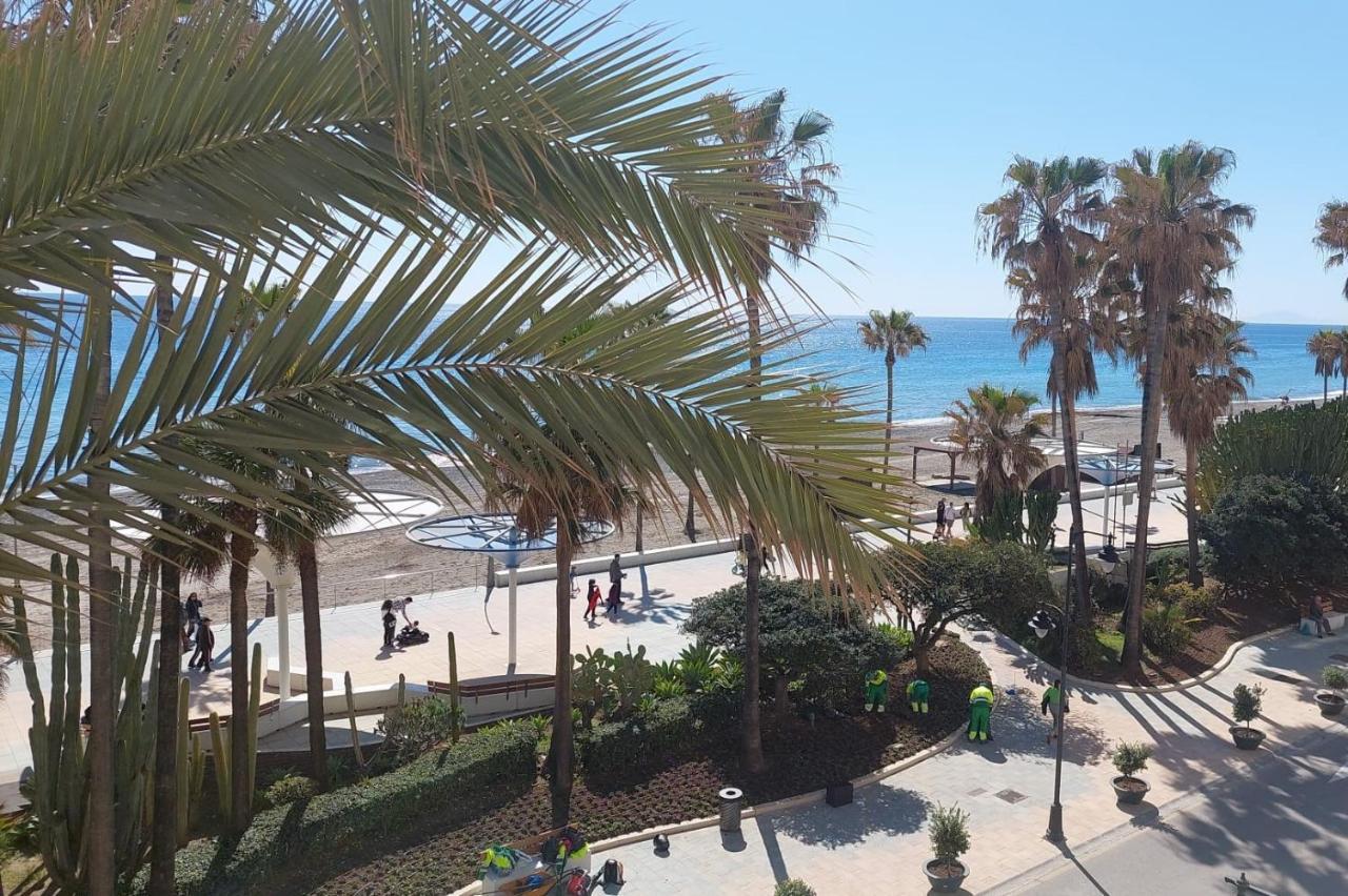 Frente A La Playa Piso 3 Apartment *
