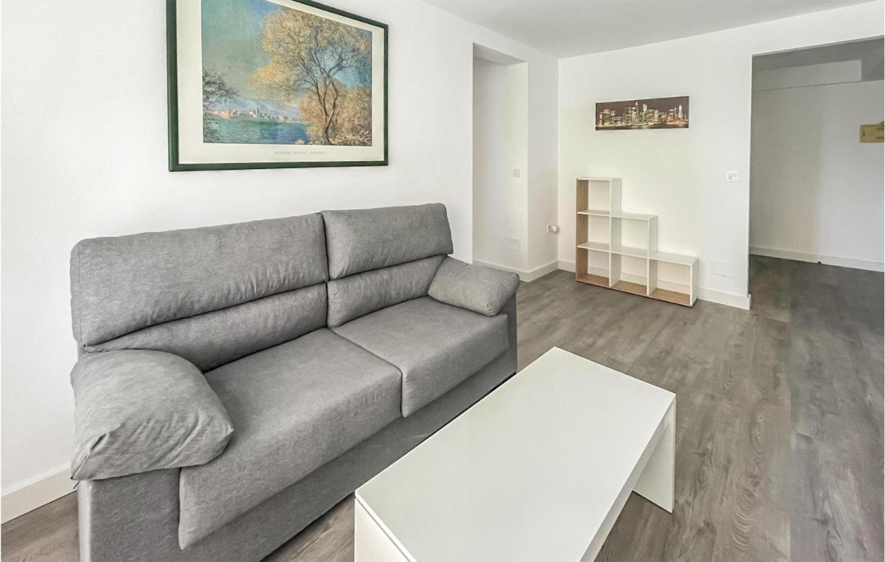 3 Bedroom Awesome In *