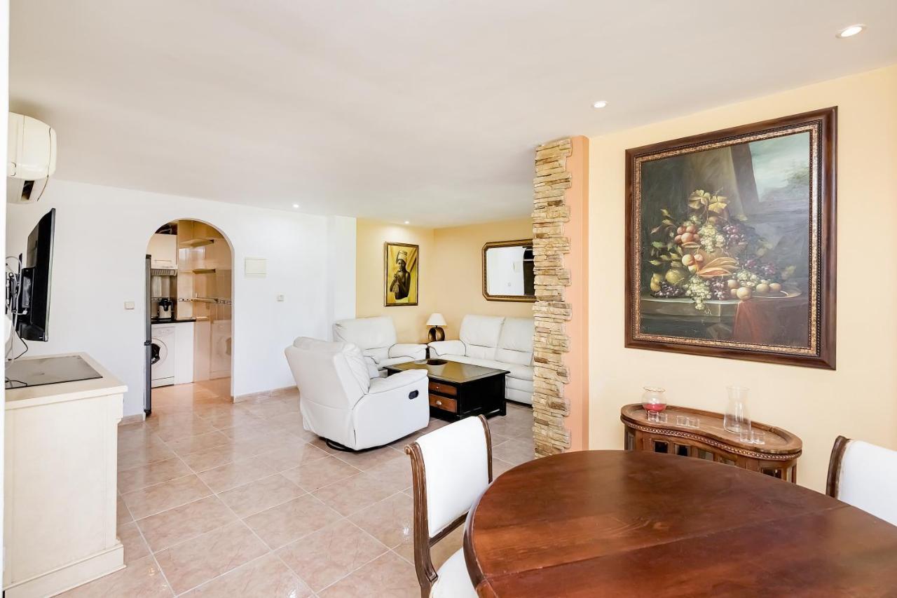 Bhost - Las Acacias Apartment