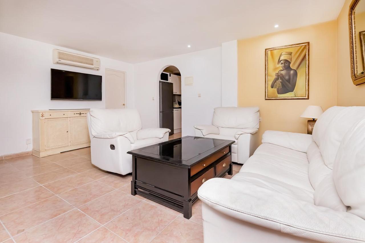 Apartment Bhost - Las Acacias