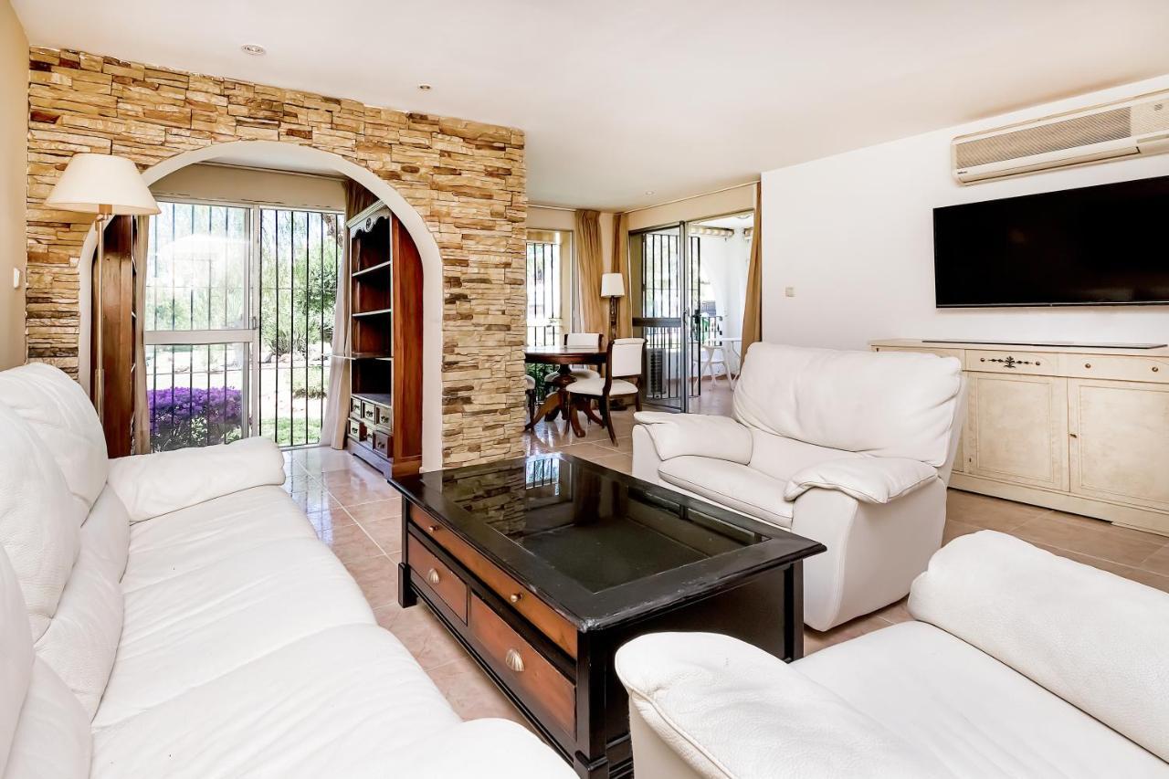 Bhost - Las Acacias Apartment