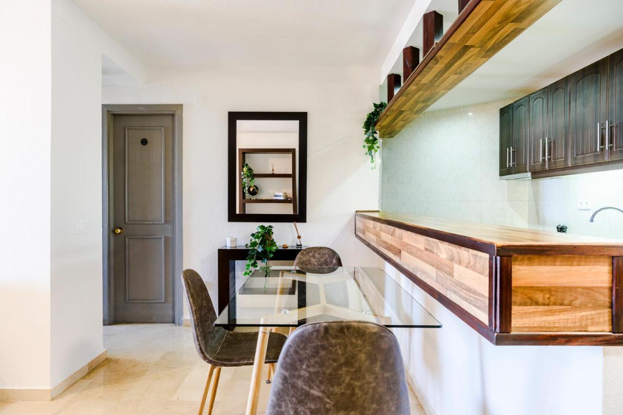 Marina With Sea Views, Pool And Parking Apartment *