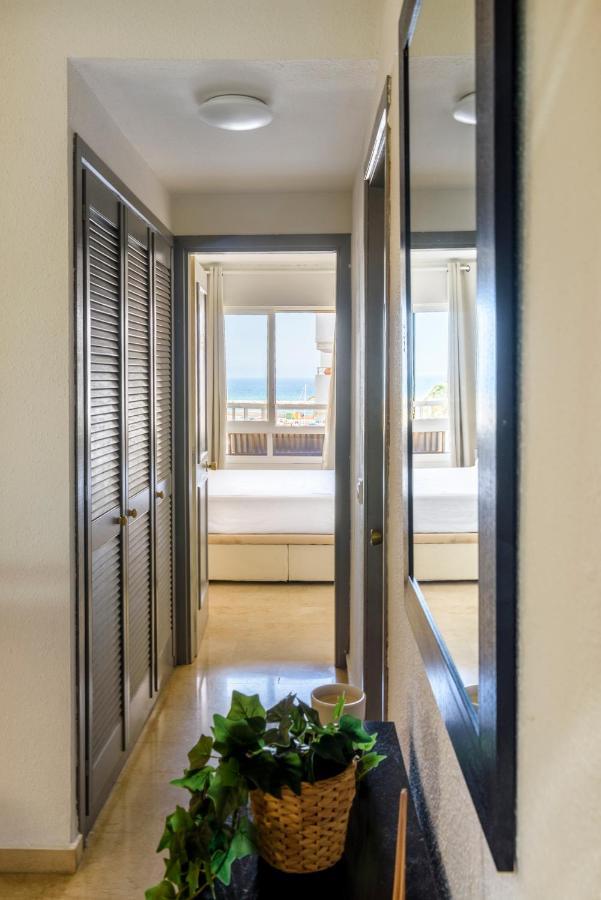 Apartment Marina With Sea Views, Pool And Parking