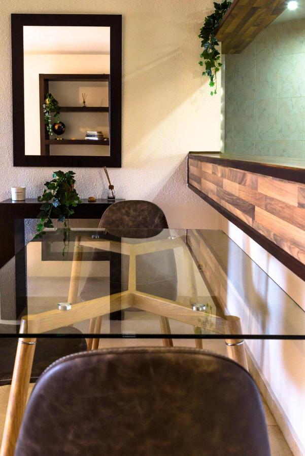 Marina With Sea Views, Pool And Parking Apartment *