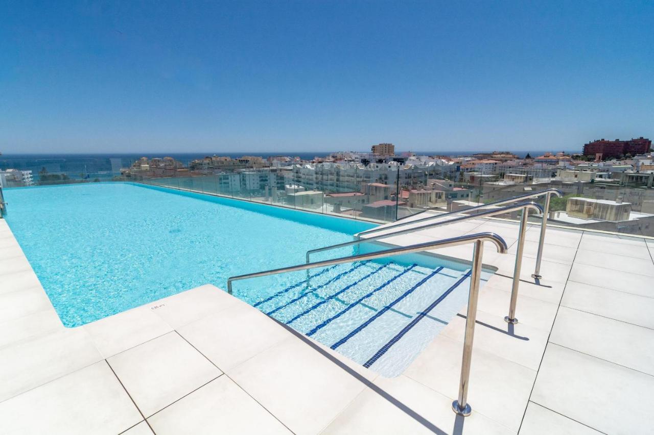 Inf42m- Modern Apartment, Families Only Apartment Estepona