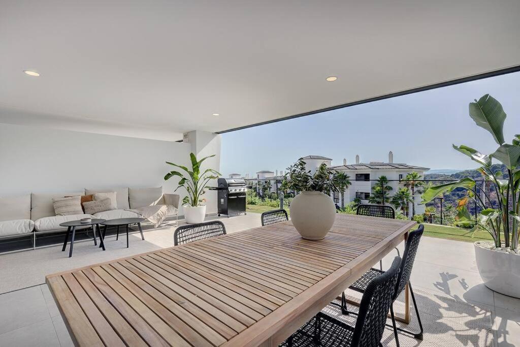 Brand New, Elegant Ground Floor Two Bed Estepona