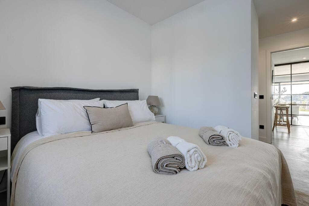 Brand New, Elegant Ground Floor Two Bed