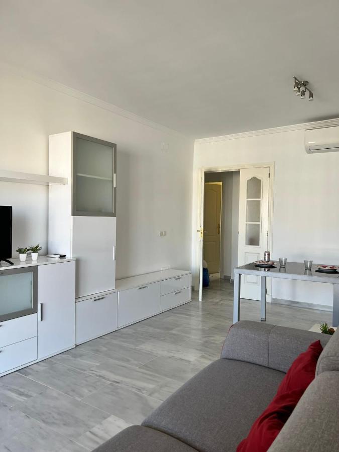 Apartment 2 Con Garaje Frente Puerto Estepona