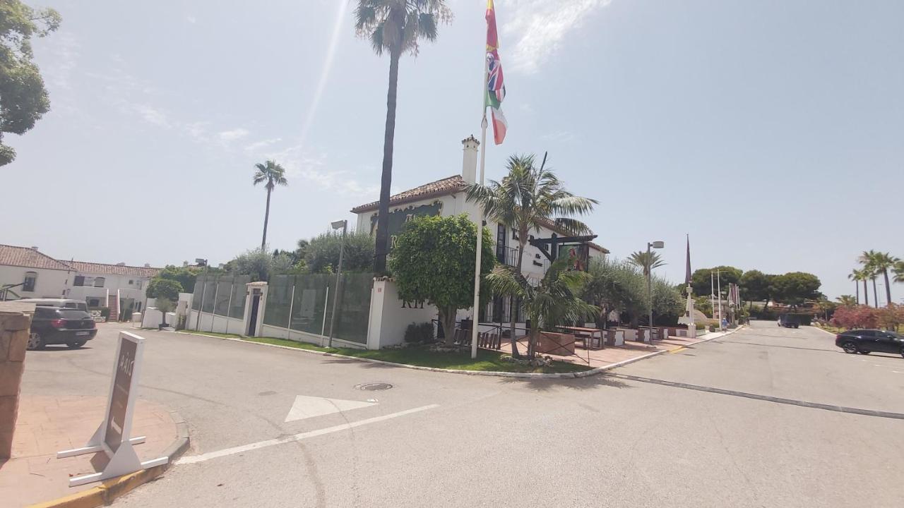 Del Parque Flats Paraiso Apartment Estepona