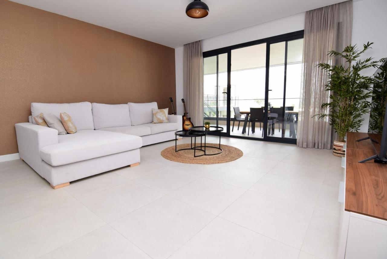 Mesas Homes *