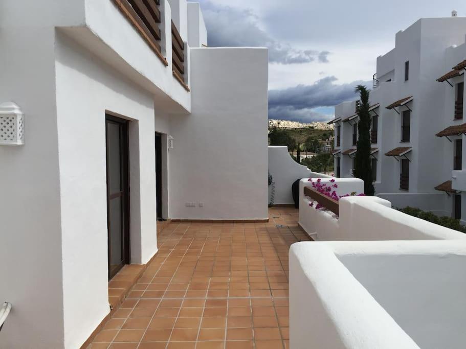 Apartment Luxury In Golf Hills, Estepona. Estepona