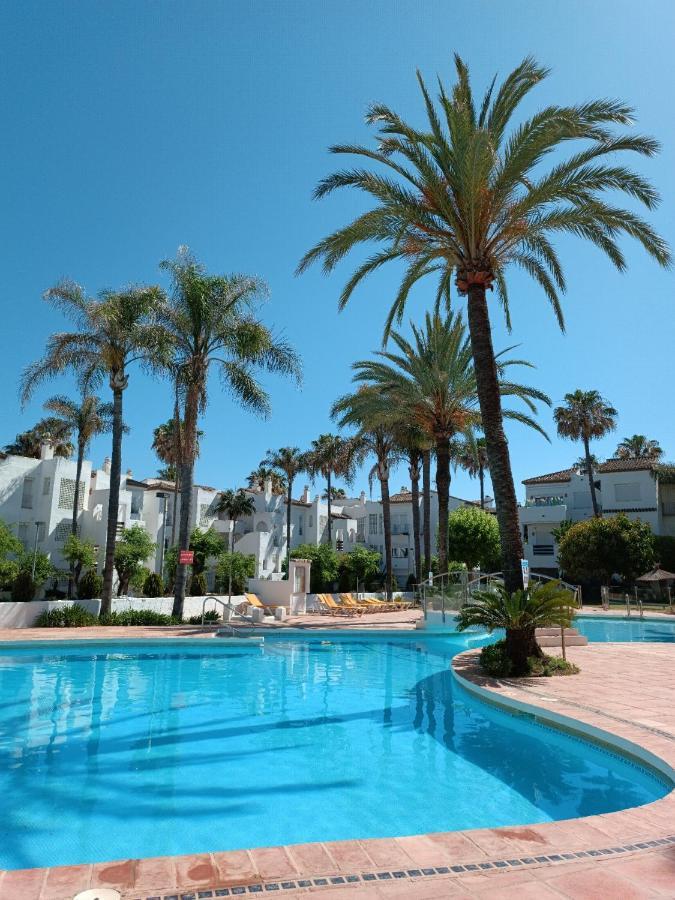 Espectacular Primera Linea De Playa - Golf Estepona