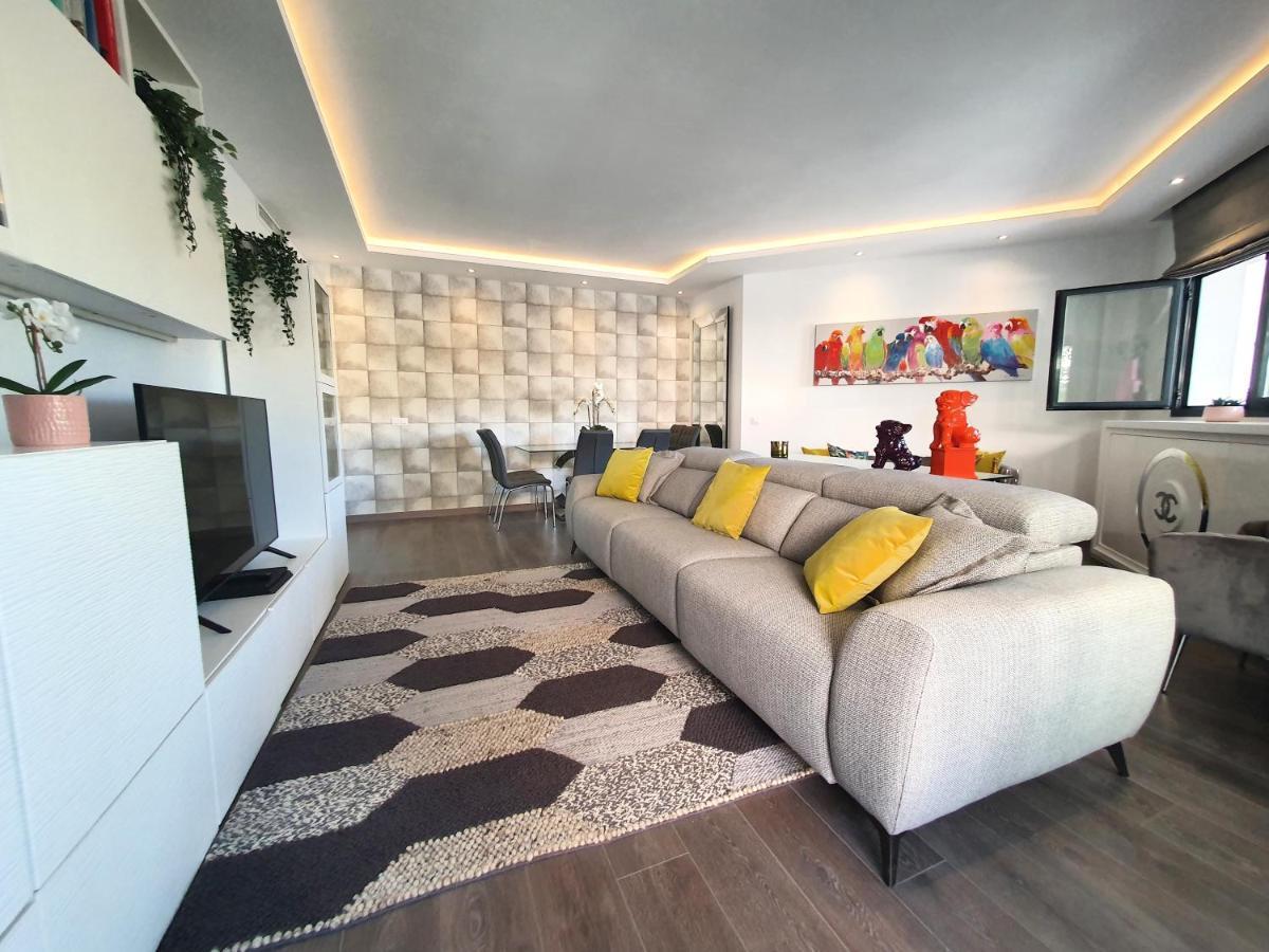Apartment New 3 Bed Town With Pool