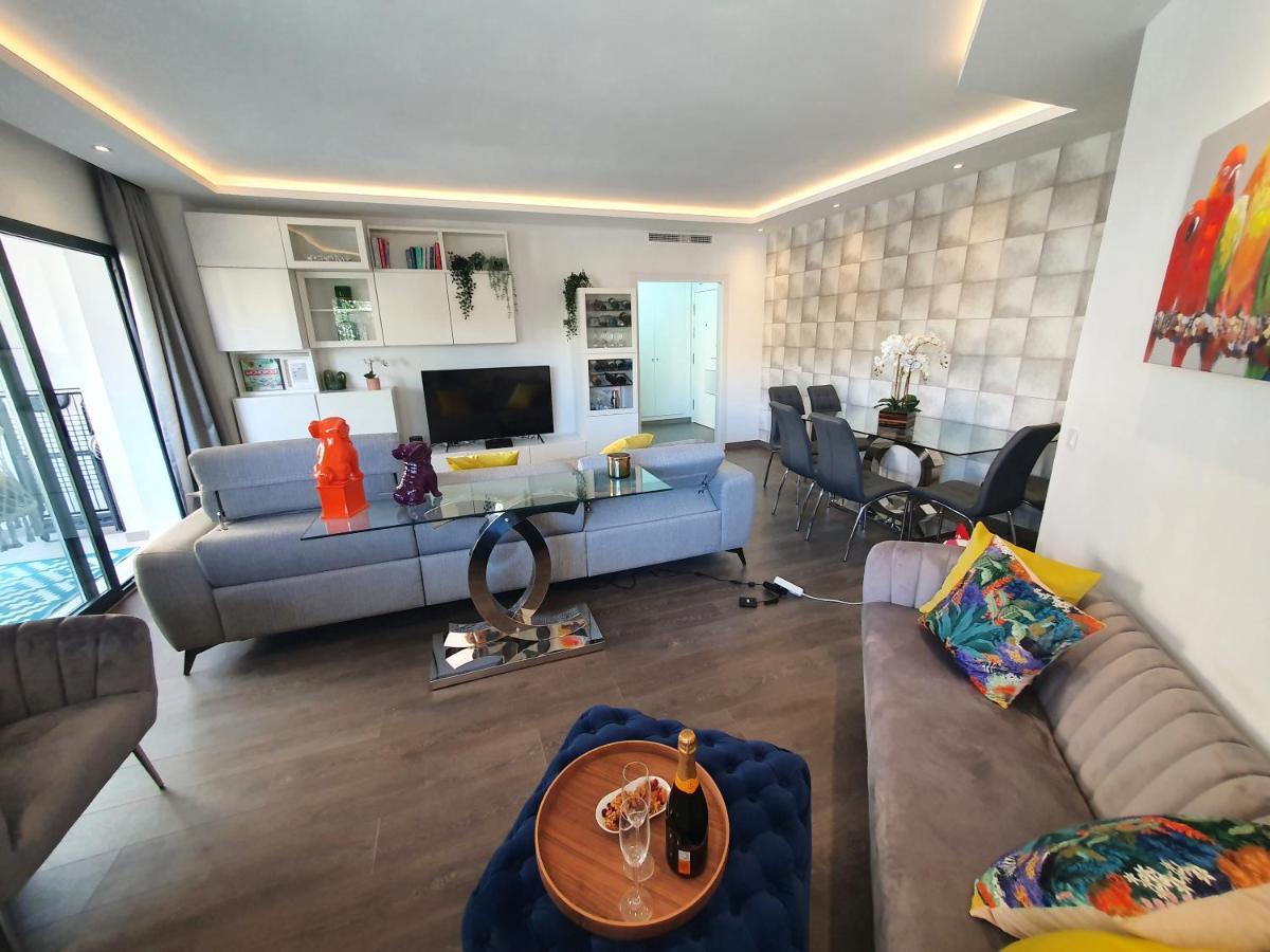 New 3 Bed Town With Pool Apartment