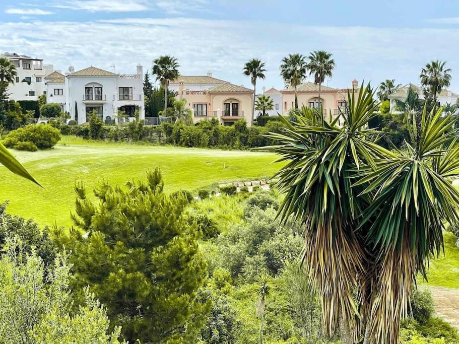 Ocean View Resina Golf Marbella/estepona Apartment