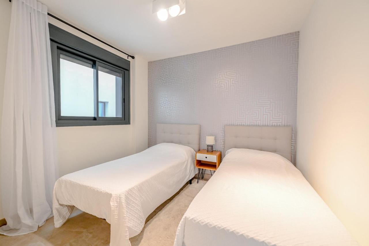 Seashell Infinity Luxury Apartment