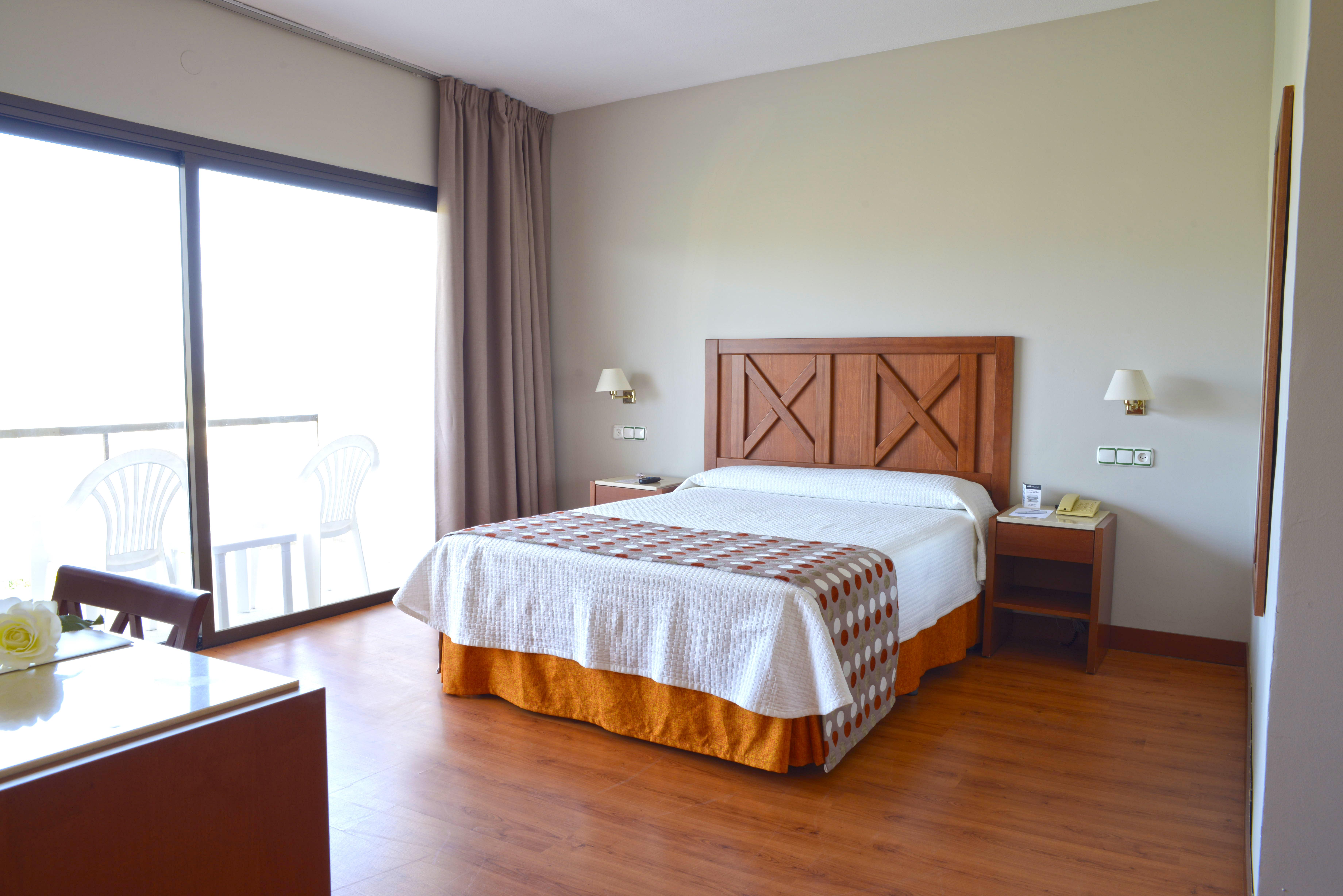 Trh Paraíso Hotel 4*