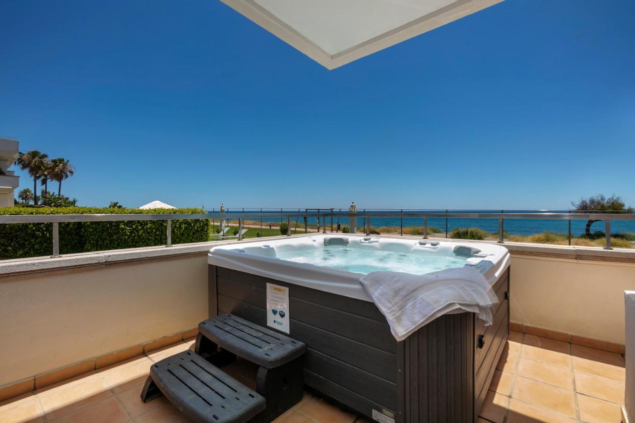 Apartment Appt 401-3-bed-heaven Beach-paseo-all Year Heated Pool-free Bikes Estepona