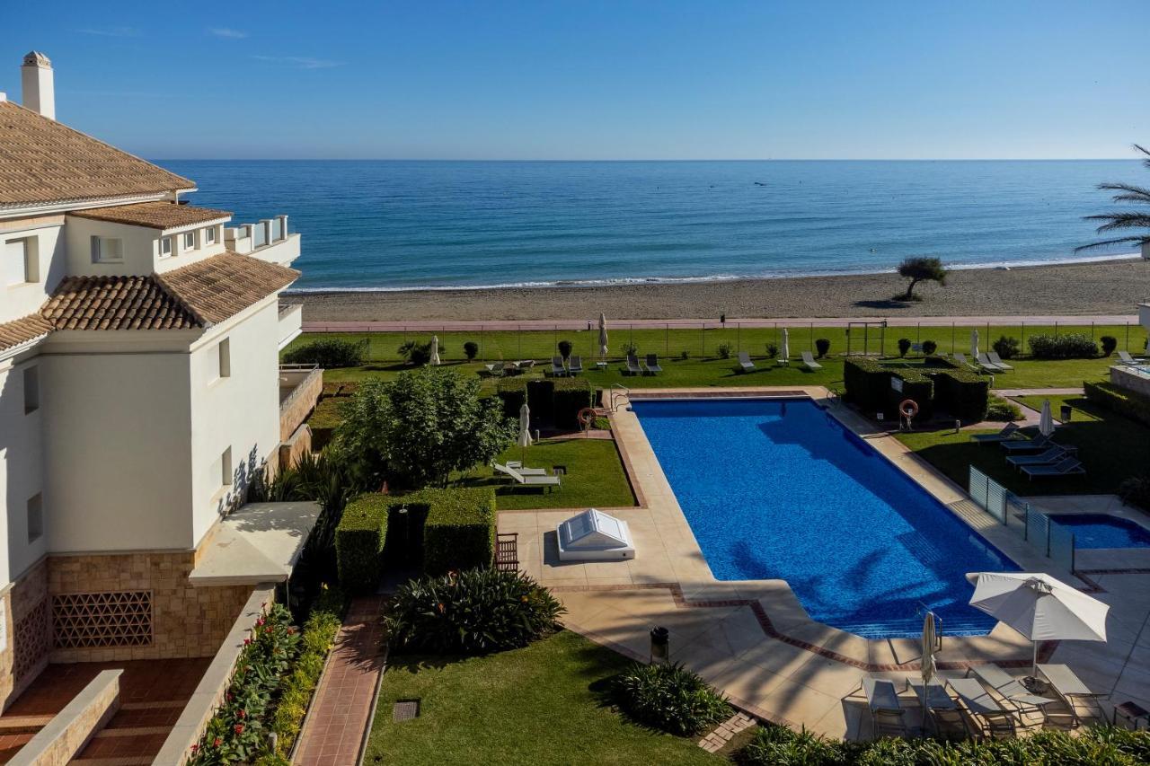 Appt 401-3-bed-heaven Beach-paseo-all Year Heated Pool-free Bikes Apartment Estepona