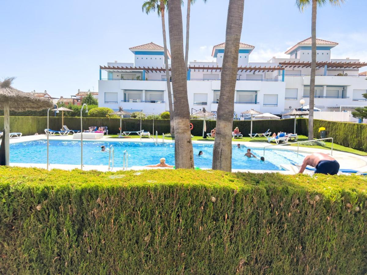 Familiar En Complejo Con Piscina - Bel Air 28 *