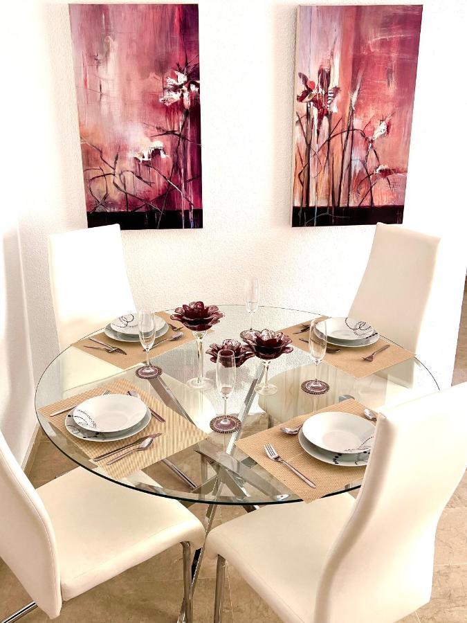 Front Line Apartment, Close To Everything.. * Estepona