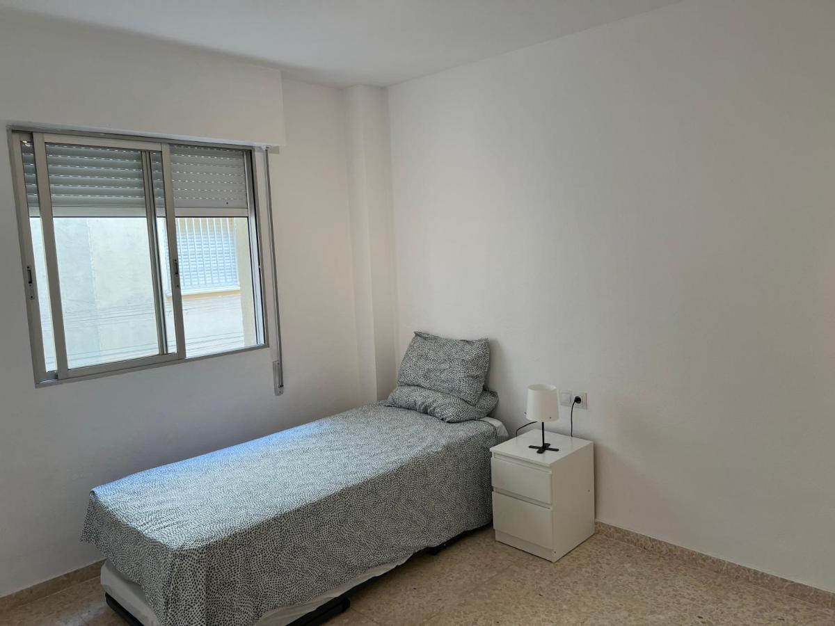 3-bedroom + Crib - Perfect For The Family