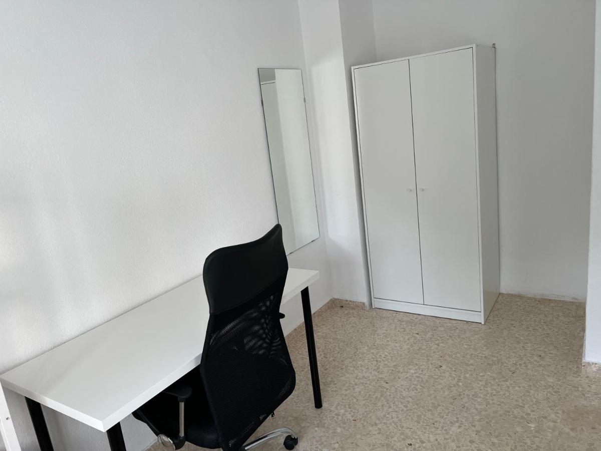 3-bedroom + Crib - Perfect For The Family Apartment Estepona