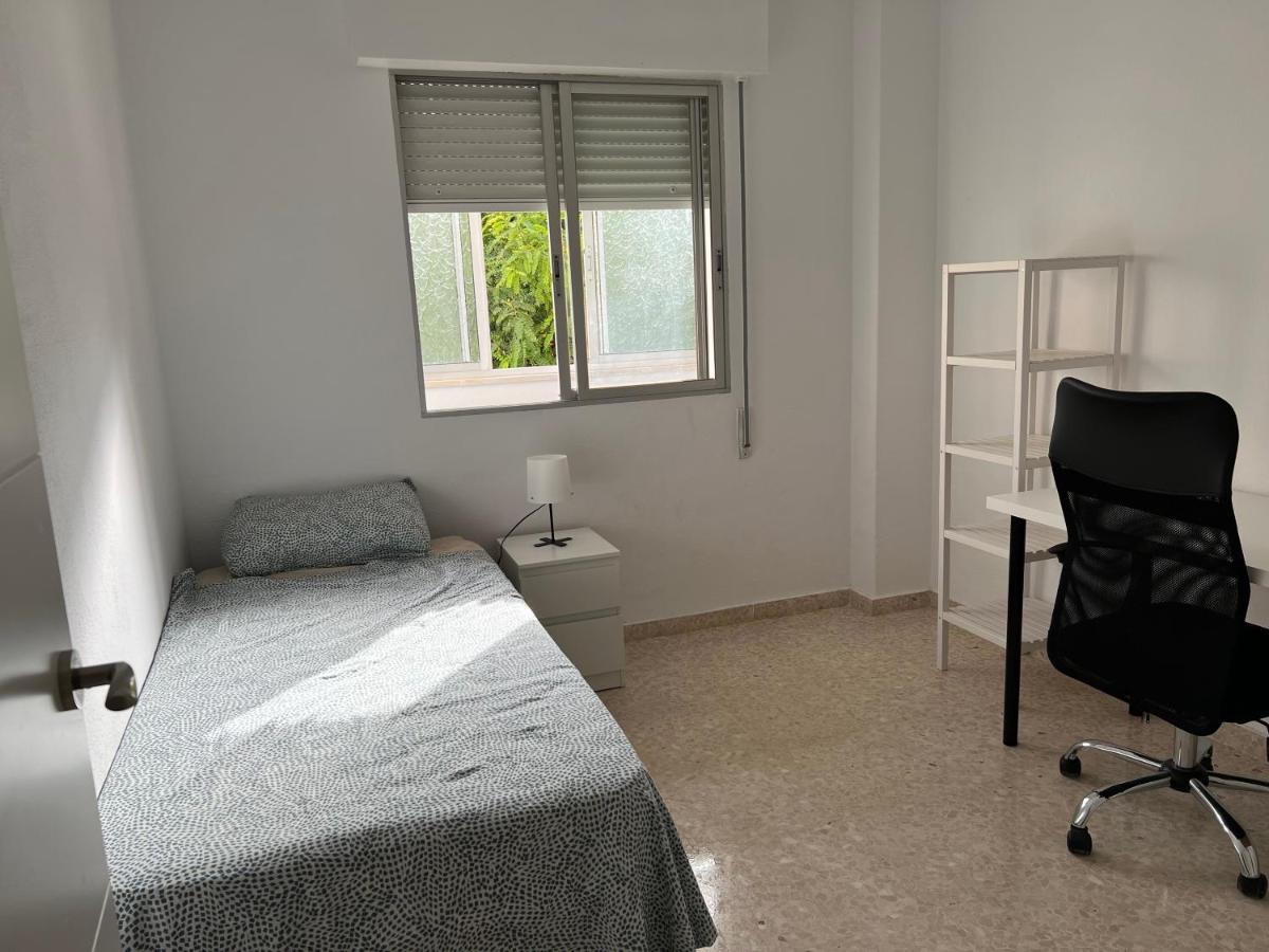 3-bedroom + Crib - Perfect For The Family Estepona