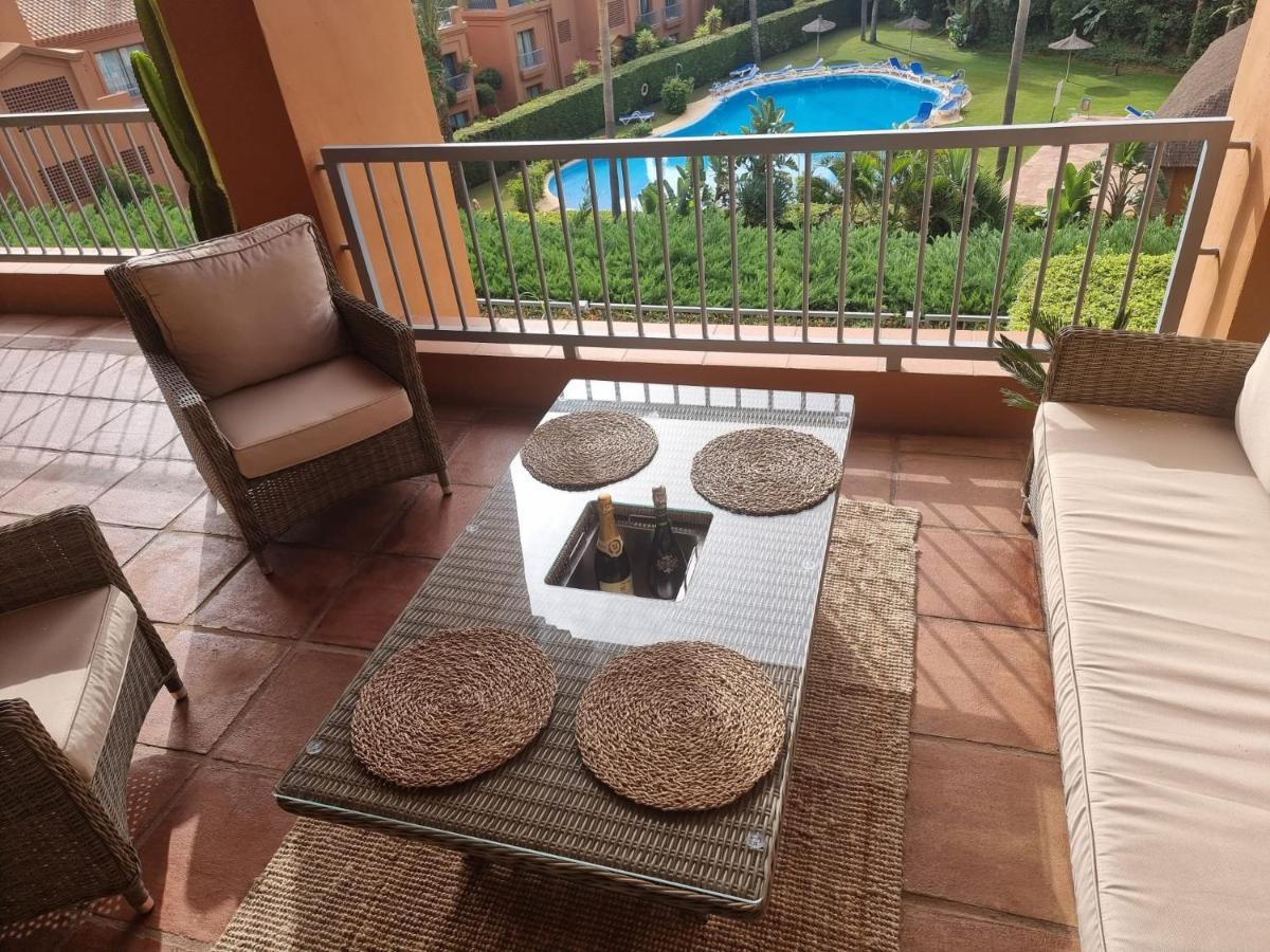 Benatalaya,heated Pool,saunas,gym Estepona