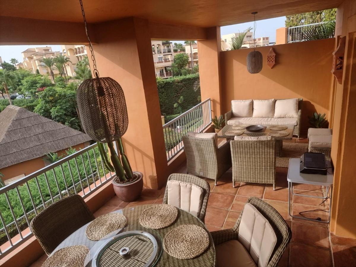 Benatalaya,heated Pool,saunas,gym Apartment