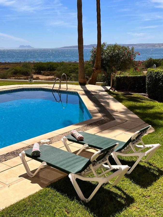 Front Line Apartment, Close To Everything.. Estepona
