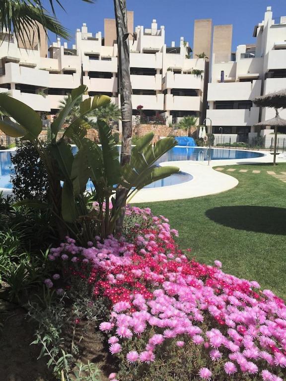 Apartment 4p 3 Pools Location Garden Parking Shops