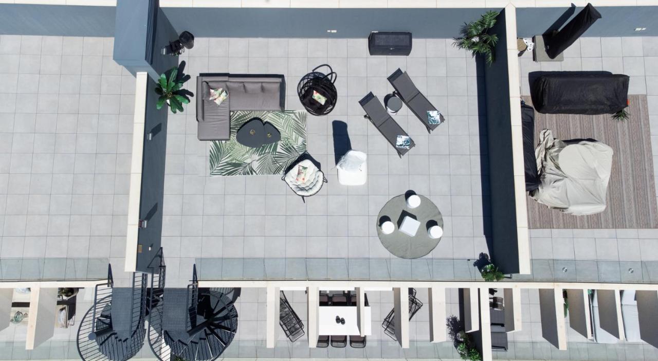The Golden Oasis Penthouse Apartment *