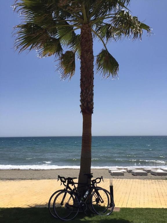 Apartment 4p 3 Pools Location Garden Parking Shops Estepona