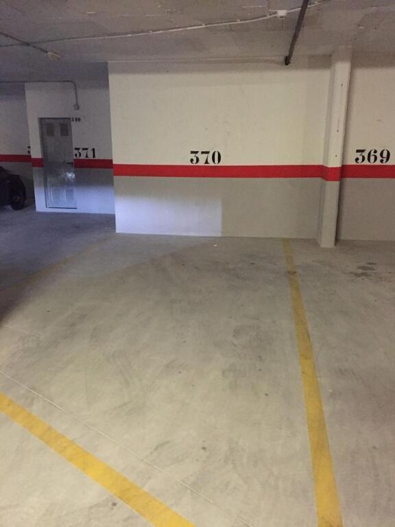 4p 3 Pools Location Garden Parking Shops *