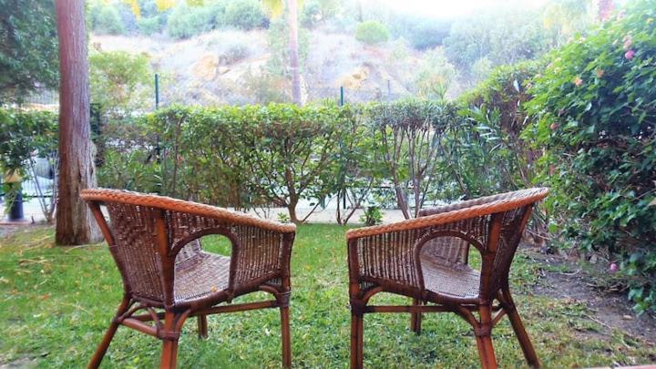 Espacioso Muy Tranquilo Con Piscinas Y Jardines Cercano A La Playa